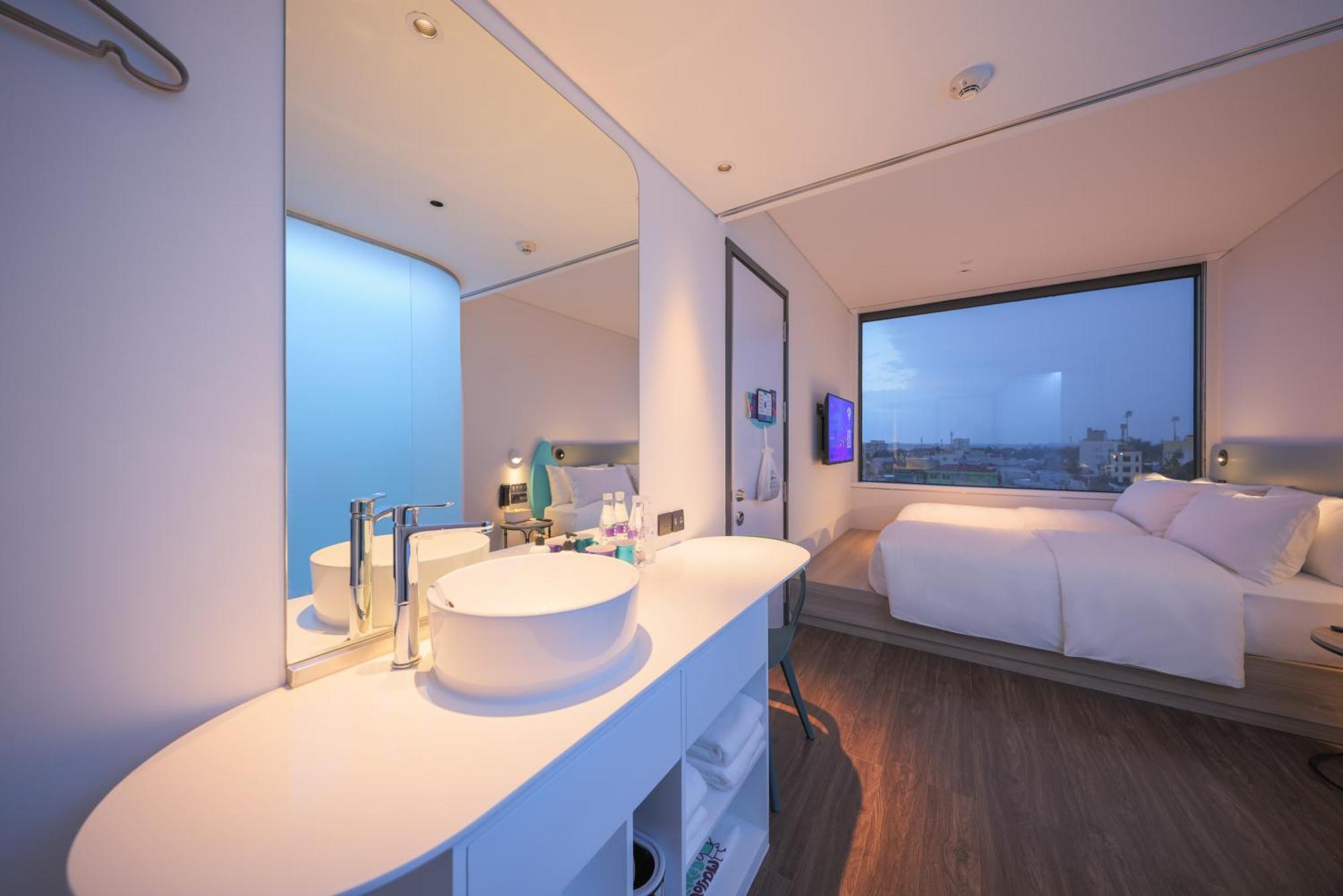 Tru By Hilton Centre 4*